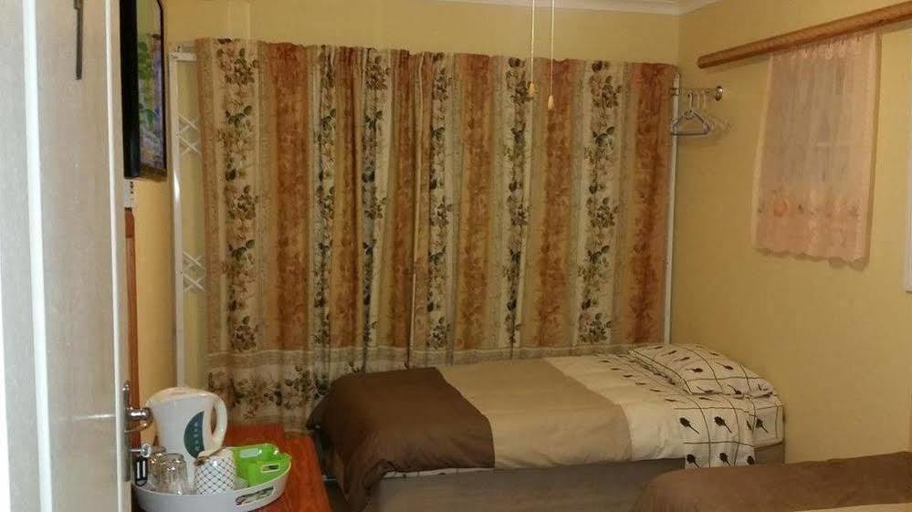 Ebenezer Guesthouse Bluewater Bay Port Elizabeth Dış mekan fotoğraf