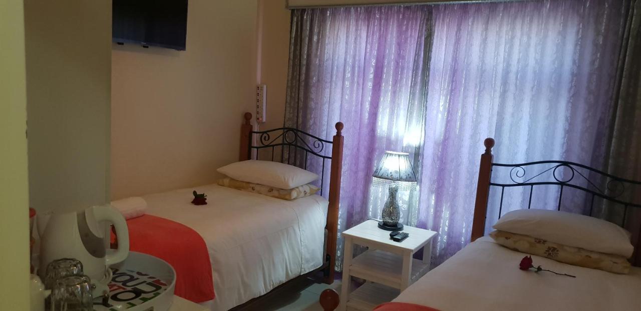 Ebenezer Guesthouse Bluewater Bay Port Elizabeth Dış mekan fotoğraf